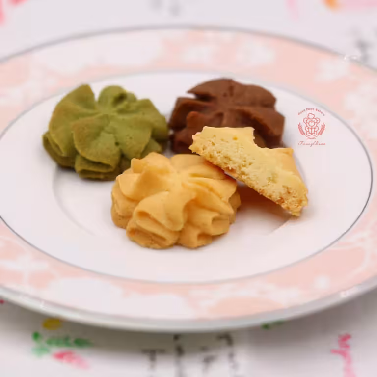 『曲奇饼(加奶油)』营养价值 | 每100g营养成分表