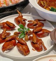 『乳鸽(红烧)』营养价值 | 每100g营养成分表