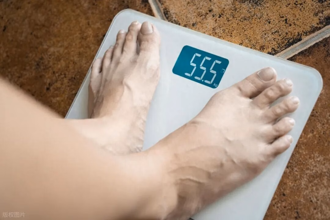 身体正在变瘦的征兆:有这6个征兆!恭喜你,开始瘦下来了 1